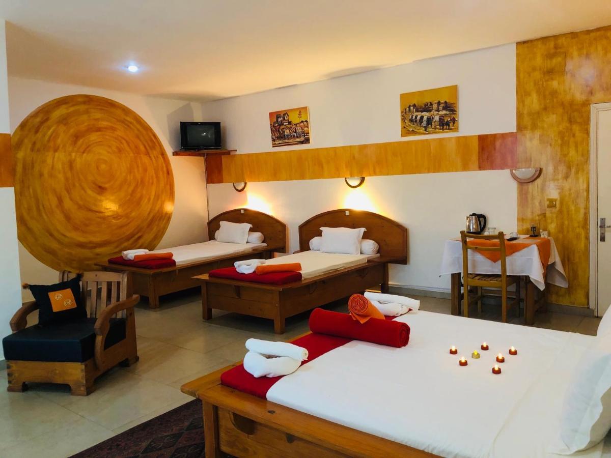 Petite Flower Guest House Talata-maty Luaran gambar